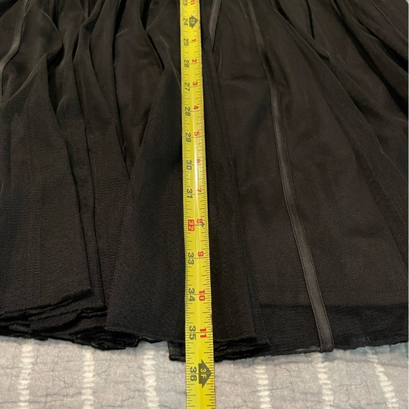 White House Black Market Fit And Flare Black evening cocktail Dress tulle Size 2 - Picture 5 of 6